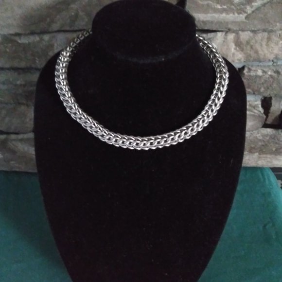 **SALE PRICE** (Unisex) Closed Round Jump Ring Necklace